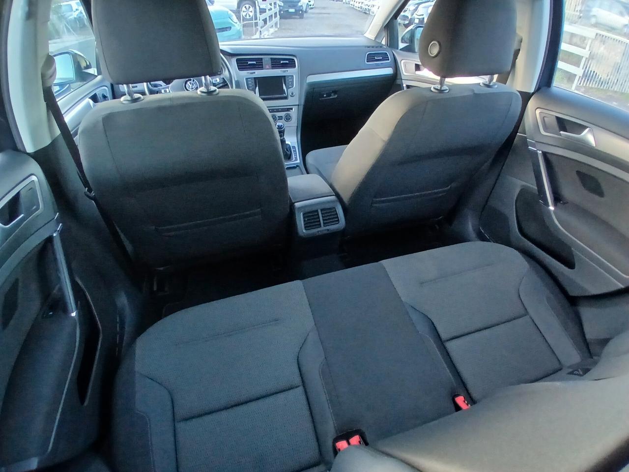 Volkswagen Golf 1.6 TDI 5p. Highline BlueMotion Technology