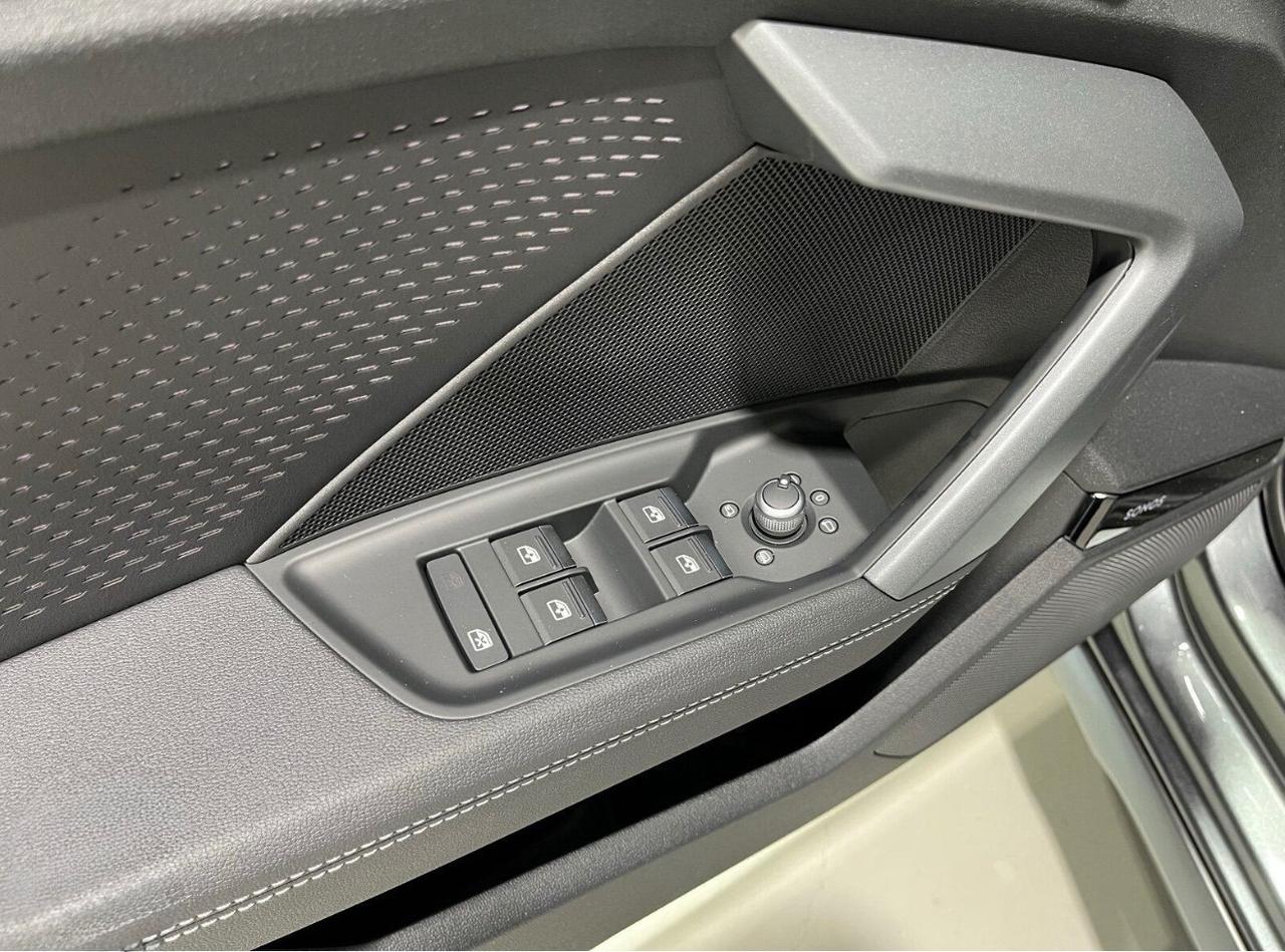 Audi A3 SPB 35 TDI S tronic S Line Nuovo Mod Tetto Pelle Matrix
