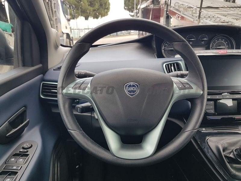 Lancia Ypsilon Ypsilon 1.0 firefly hybrid Platino s&s 70cv
