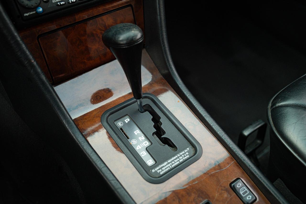Mercedes-benz CE 300 24V COUPE' - MER00270
