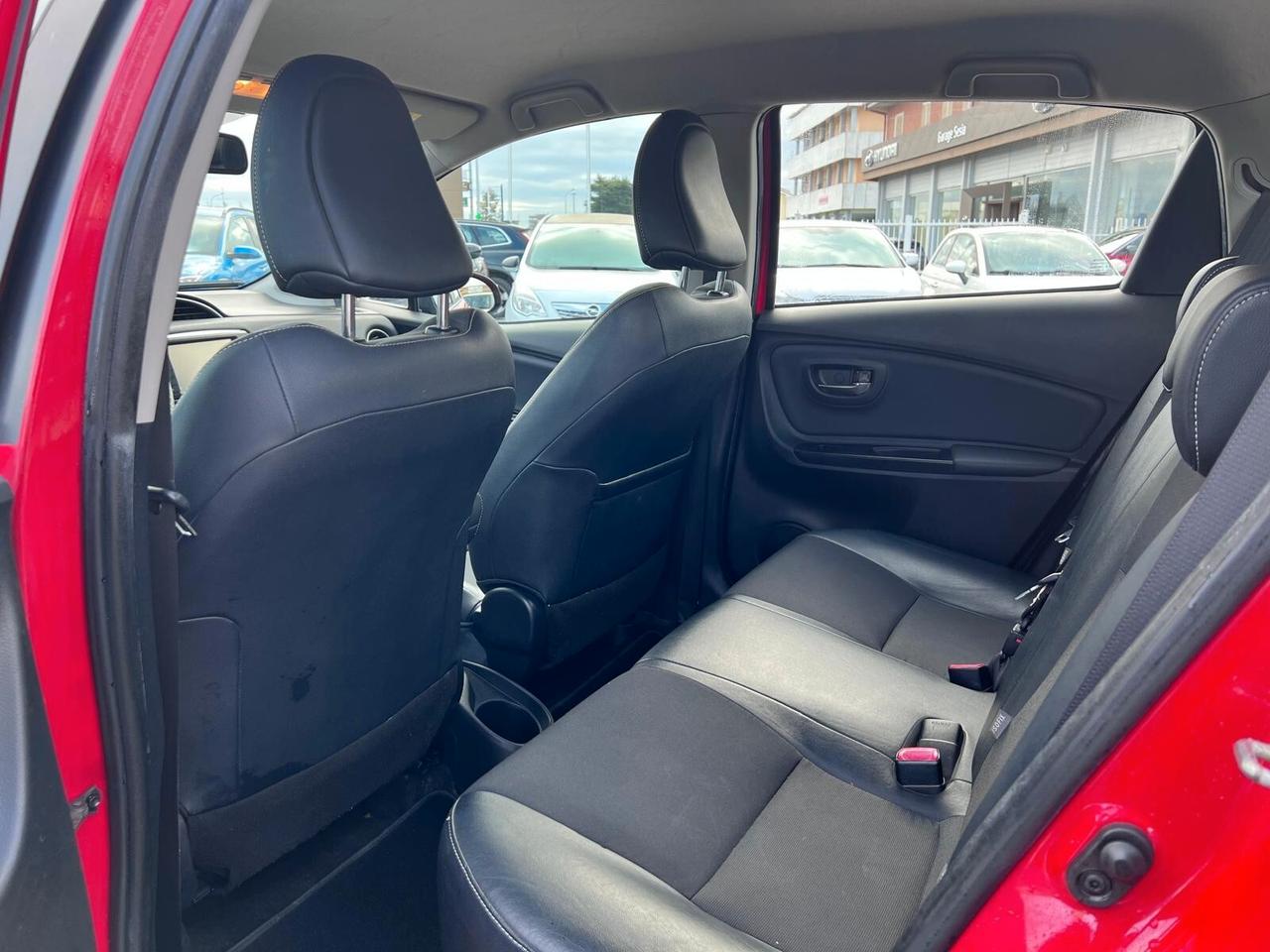 Toyota Yaris 1.0 5 porte Lounge