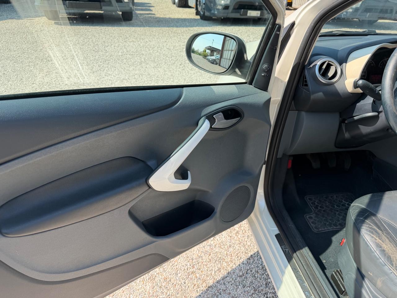 Ford Ka Ka+ 1.2 8V 69CV Titanium