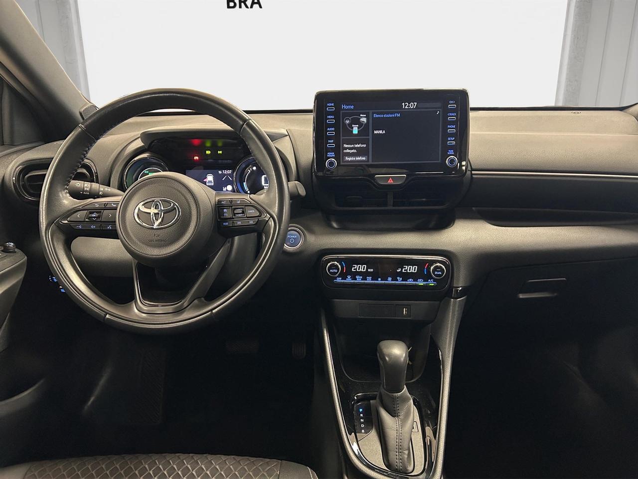 Toyota Yaris 1.5h Lounge