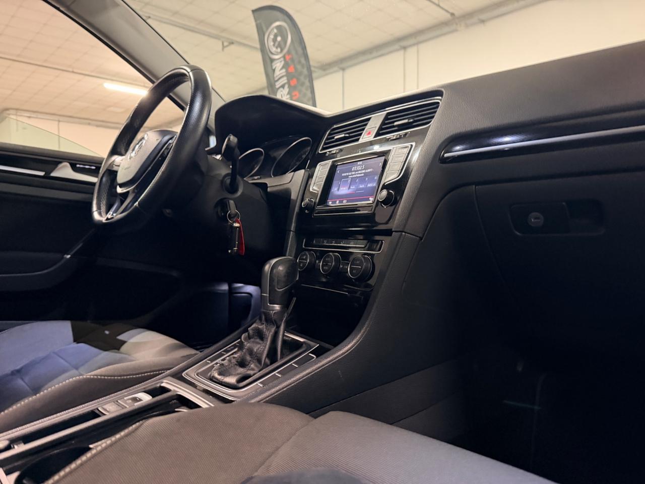Volkswagen Golf 1.6 TDI 110 CV DSG 5p. Highline BlueMotion Technology