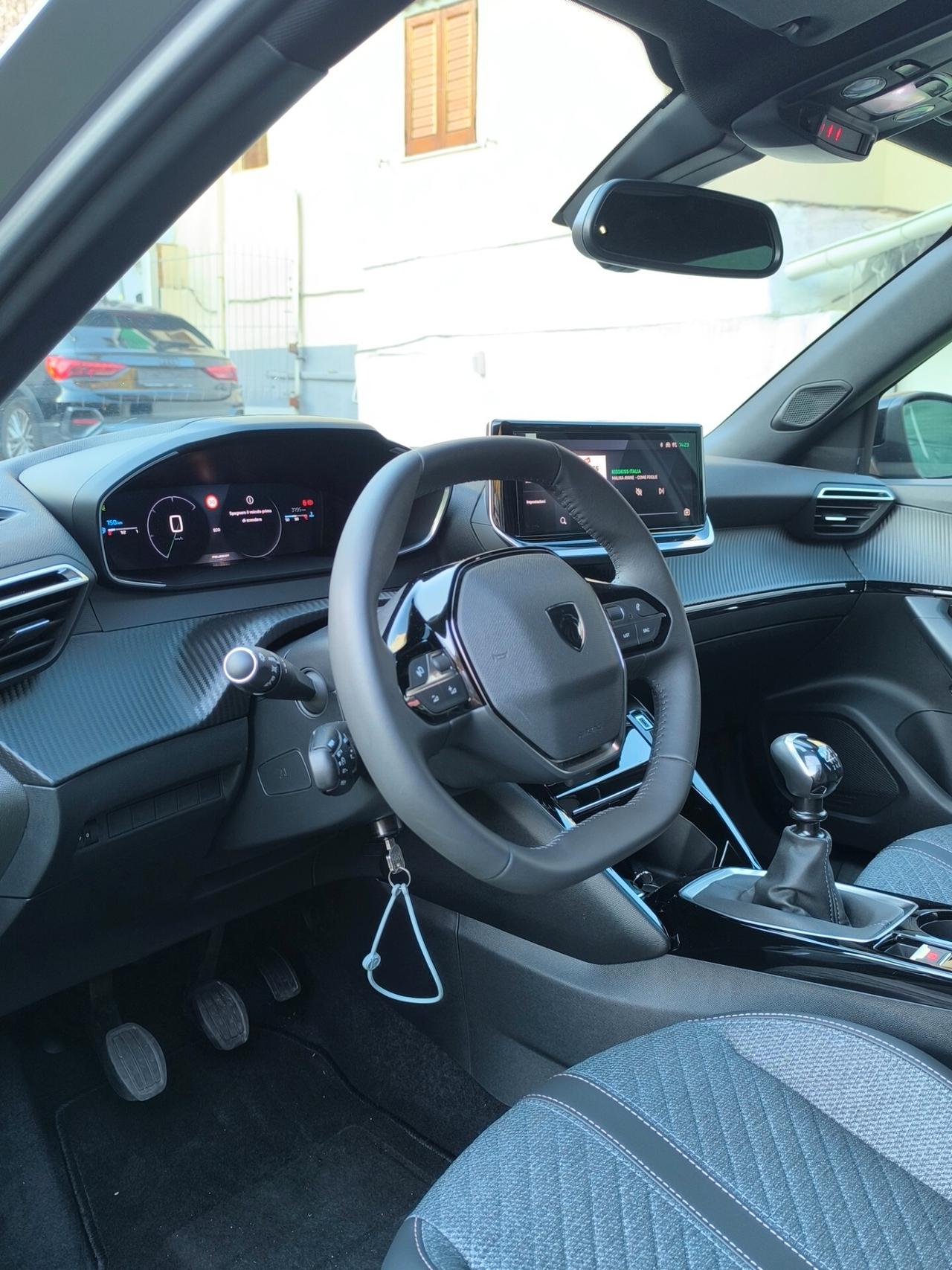 Peugeot 2008 PureTech Allure 3.000 km UNICO PROPRIETARIO