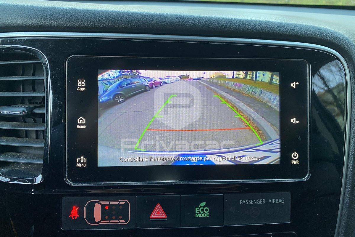 MITSUBISHI Outlander 2.2 DI-D 2WD Instyle