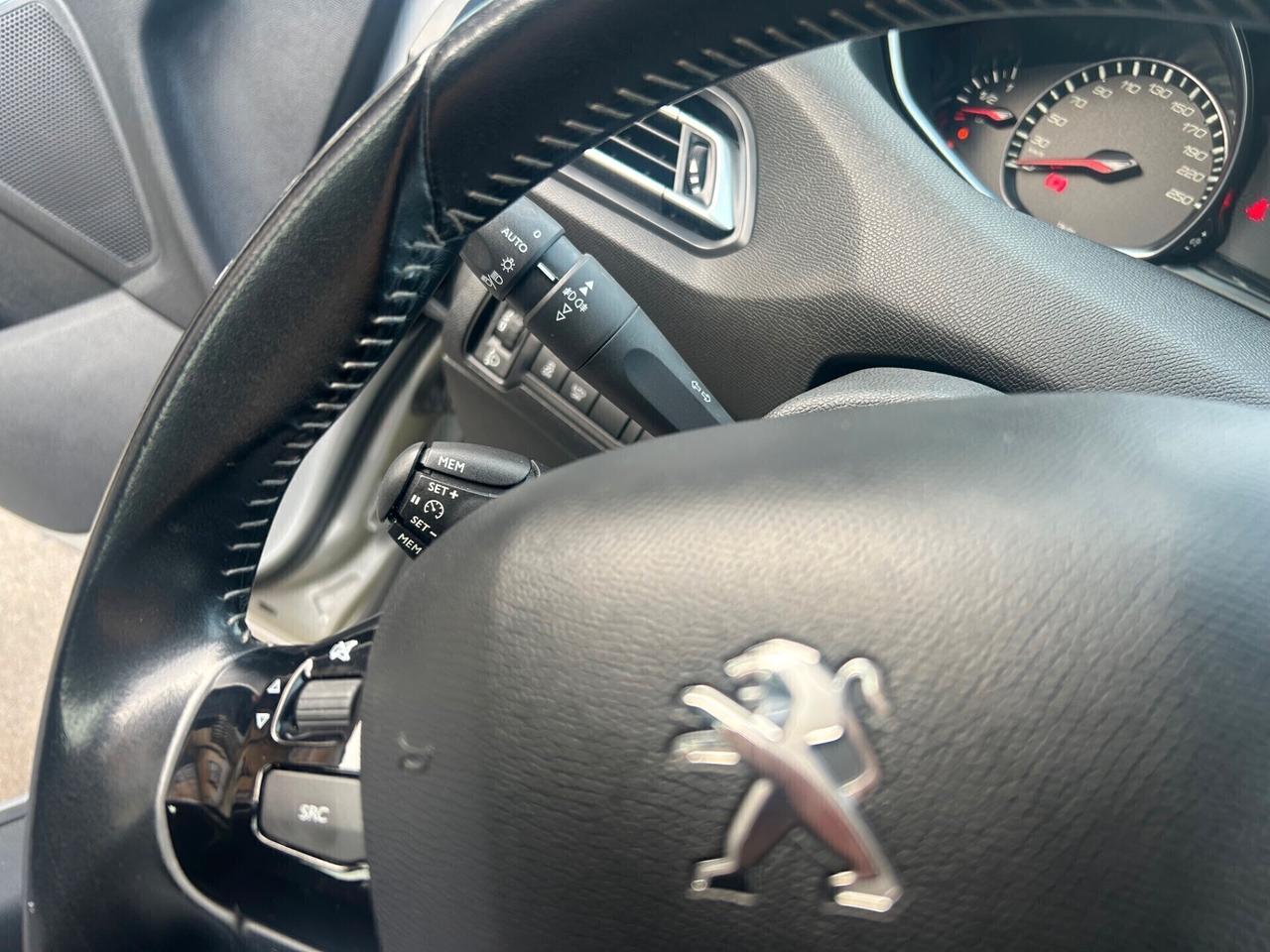 Peugeot 308 BlueHDi 120 S&S SW Business