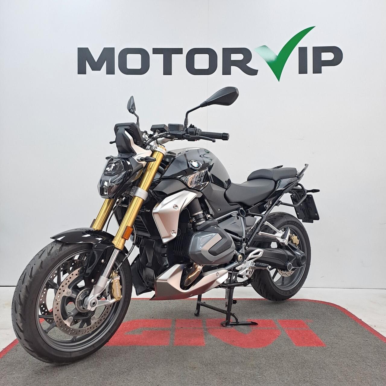 BMW R 1250 R Triple Black NUOVA / KM 0