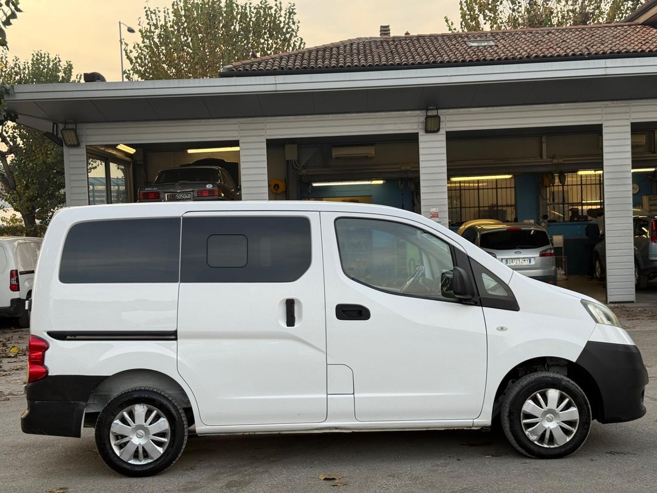 Nissan NV200 1.5 dCi 86CV Combi Efficient 5 posti