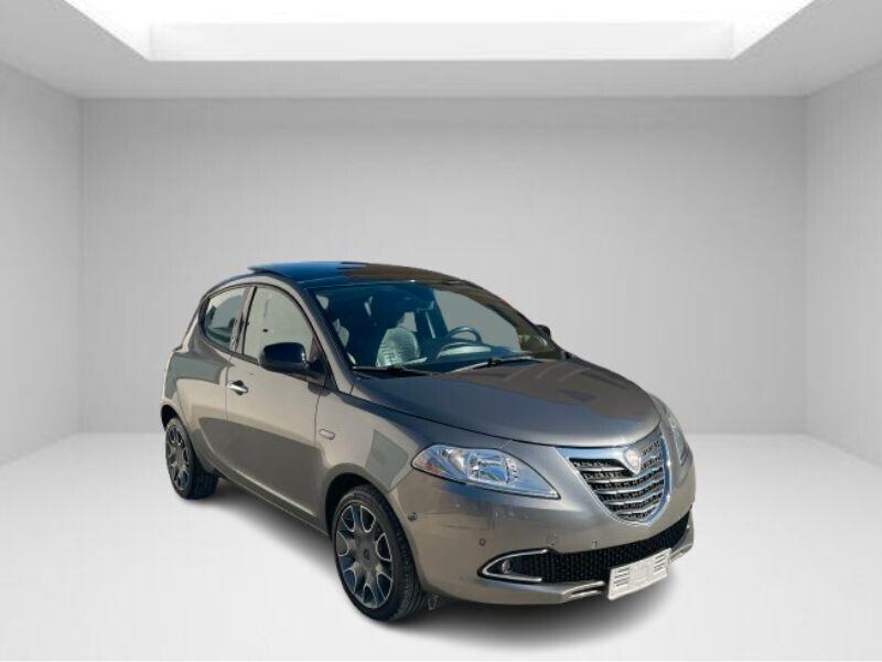 LANCIA YPSILON AUTOMATICA S&S Platinum TETTO APRIBILE