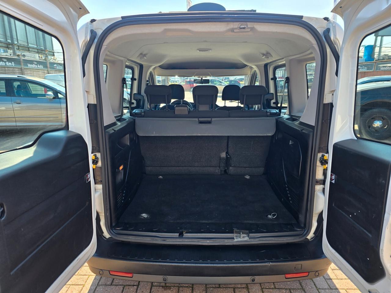 FIAT DOBLO' 1.6 MJT COMBI N1 5 POSTI
