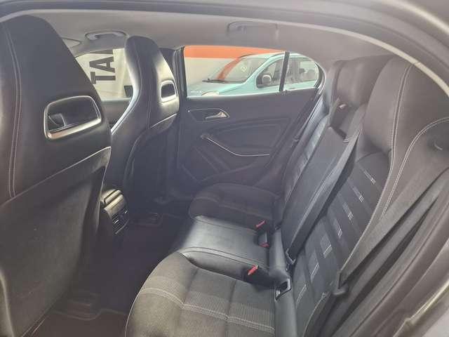 Mercedes-Benz GLA 200 GLA d Premium auto