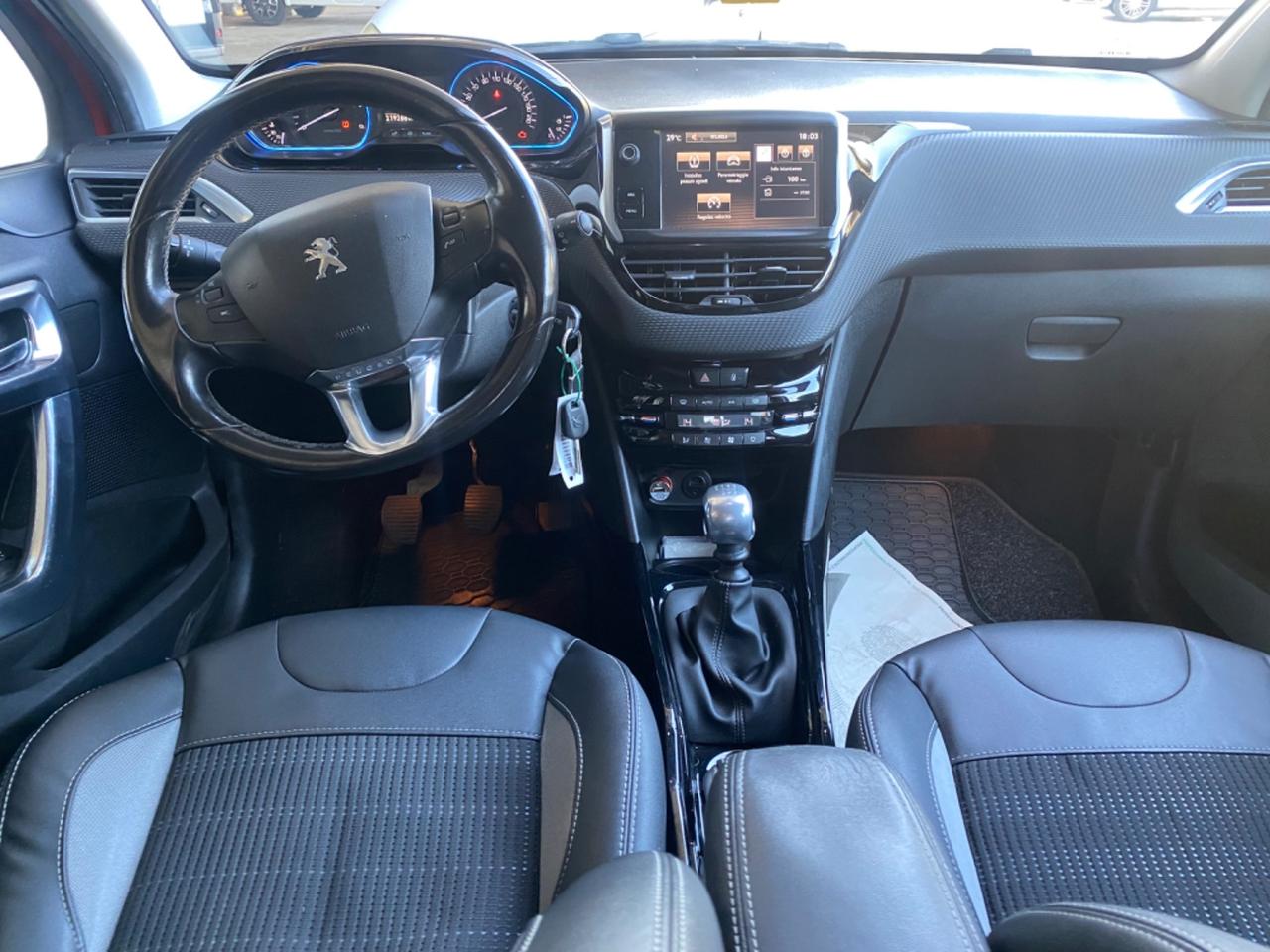 Peugeot 2008 BlueHDi 120 S&S Crossway