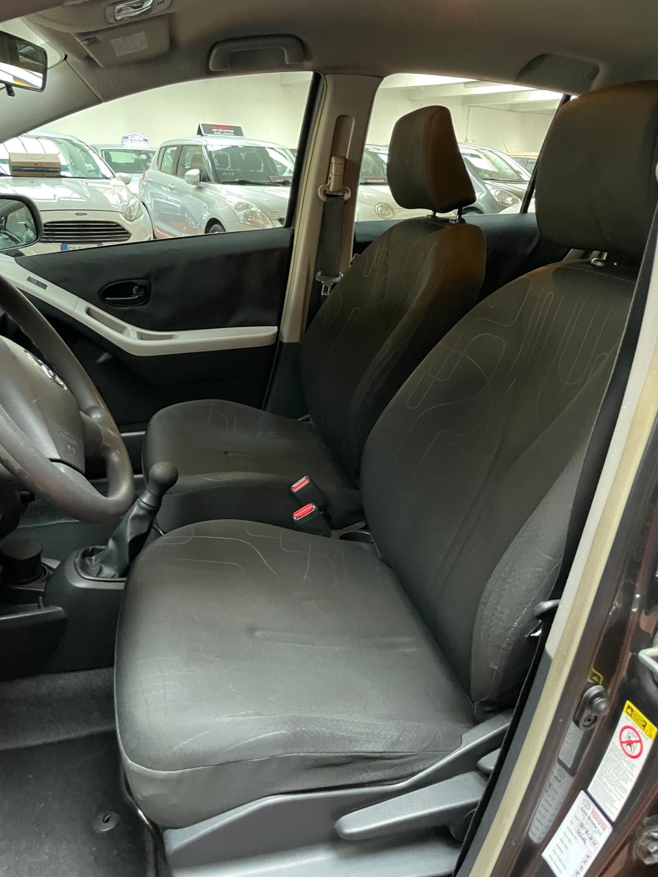 Toyota Yaris 1.0 Neopatentati Euro 5