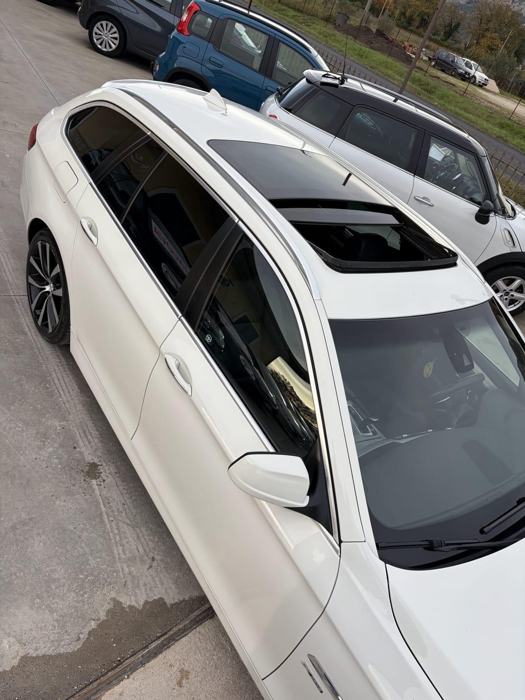 Bmw 525 525d xDrive Touring Msport motore nuovo fatturato