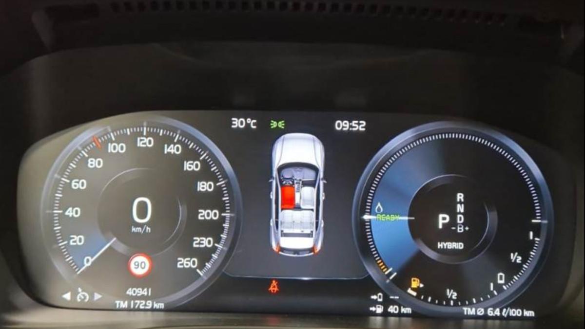 VOLVO Xc40 T4 Recharge Plug-In Hybrid Automatico Essential