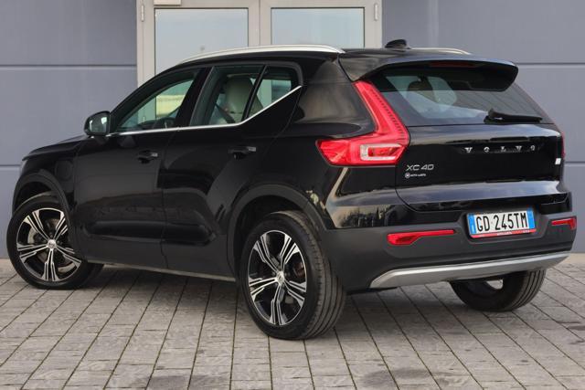 VOLVO XC40 T5 Recharge Plug-in Hybrid Inscription Expression