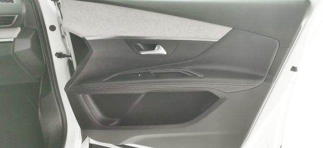 PEUGEOT 3008 BlueHDi 180 S&S EAT8 GT