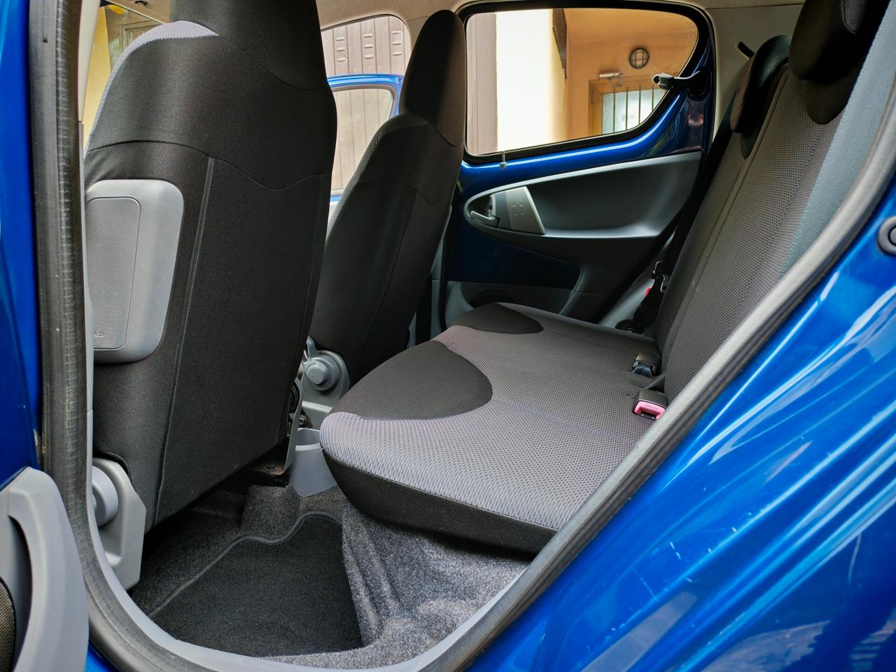 Toyota Aygo 1.0 BENZINA 68cv / AUTOMATICA