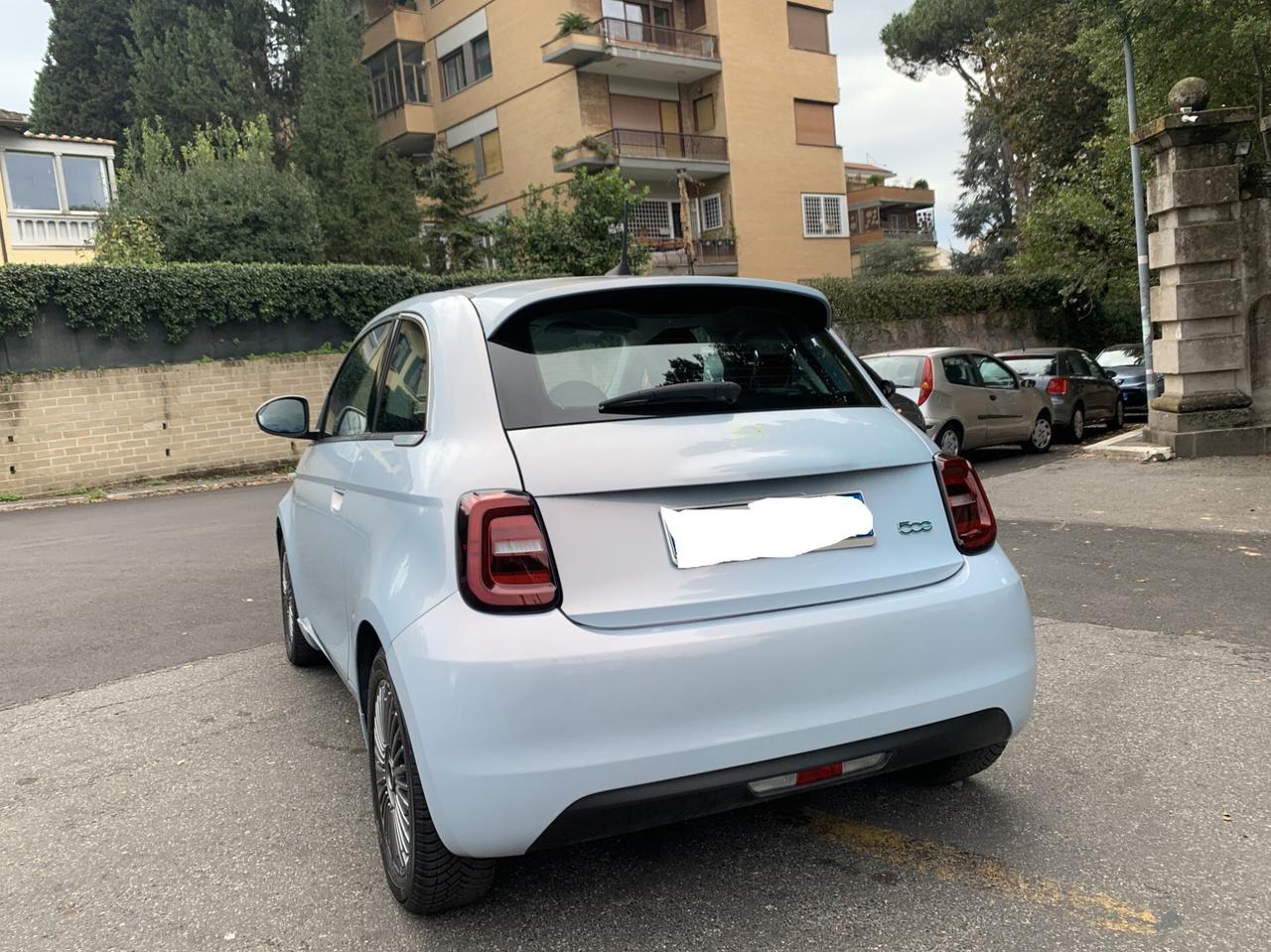 Fiat 500 500e 42KW La Prima AZIENDALE KK16000