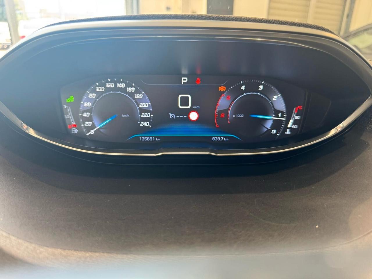 Peugeot 3008 BlueHDi 120 EAT6 Allure 12.2016
