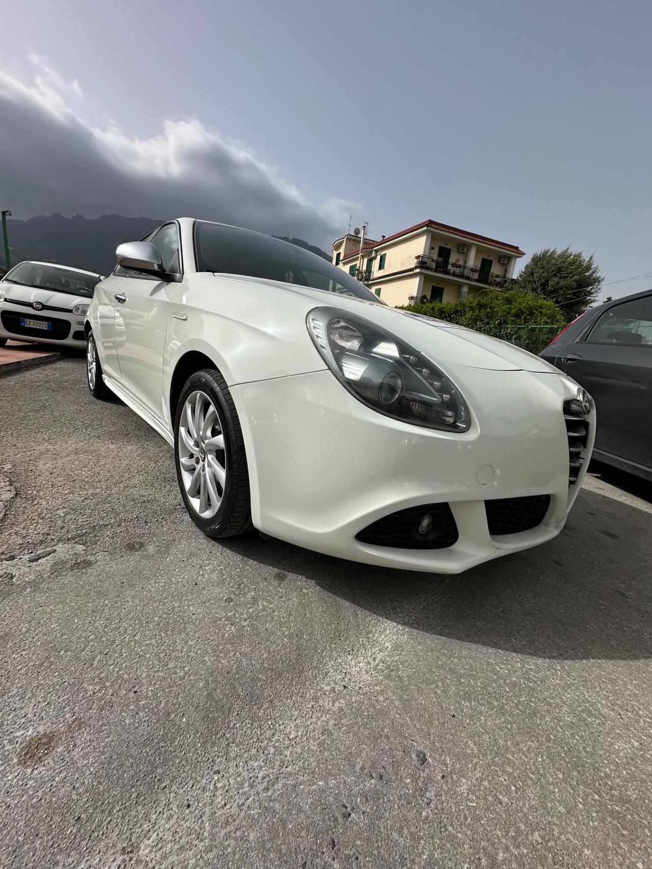 Alfa Romeo Giulietta 1.6 JTDm-2 105 CV Distinctive