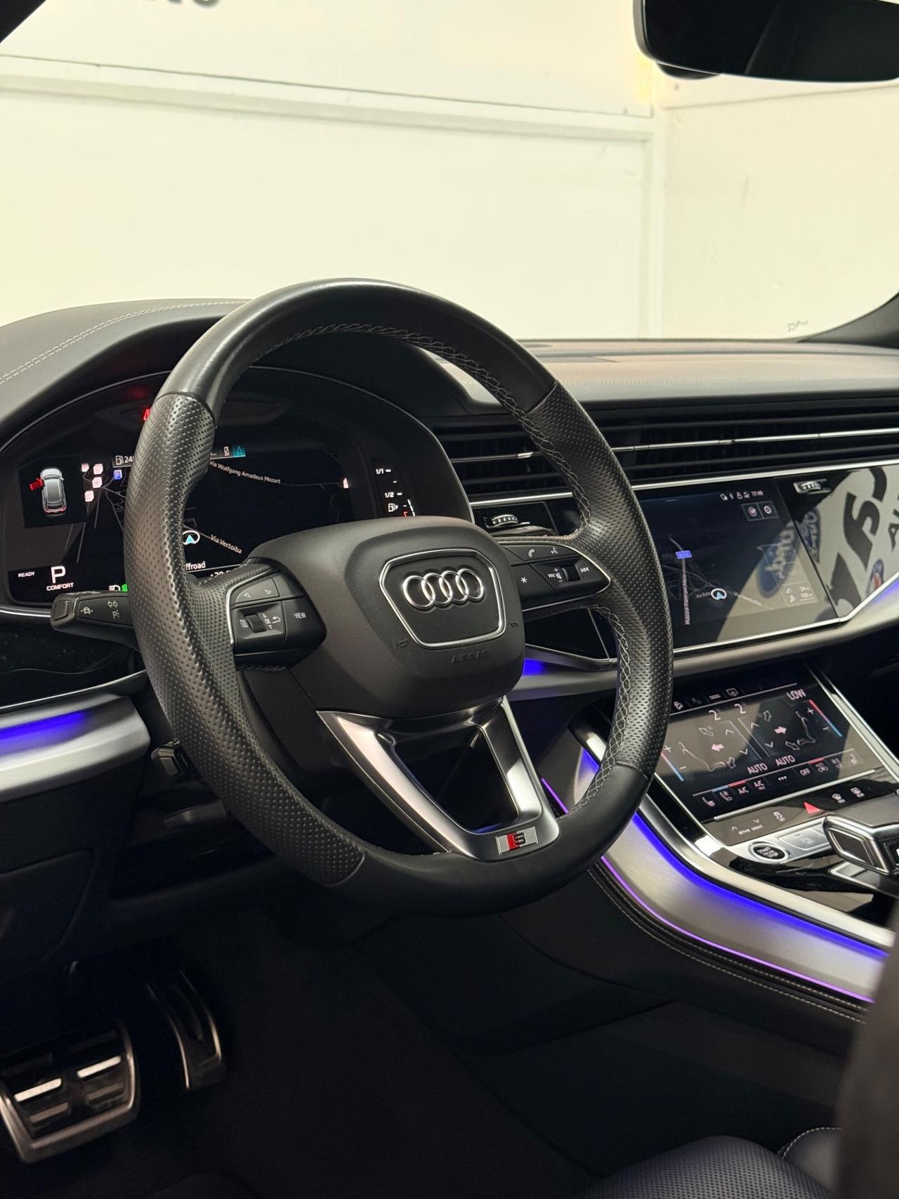 Audi Q8 55 3.0 TFSI 340cv Mhev quattro tiptronic Sline Plus 03/2023 UNICA