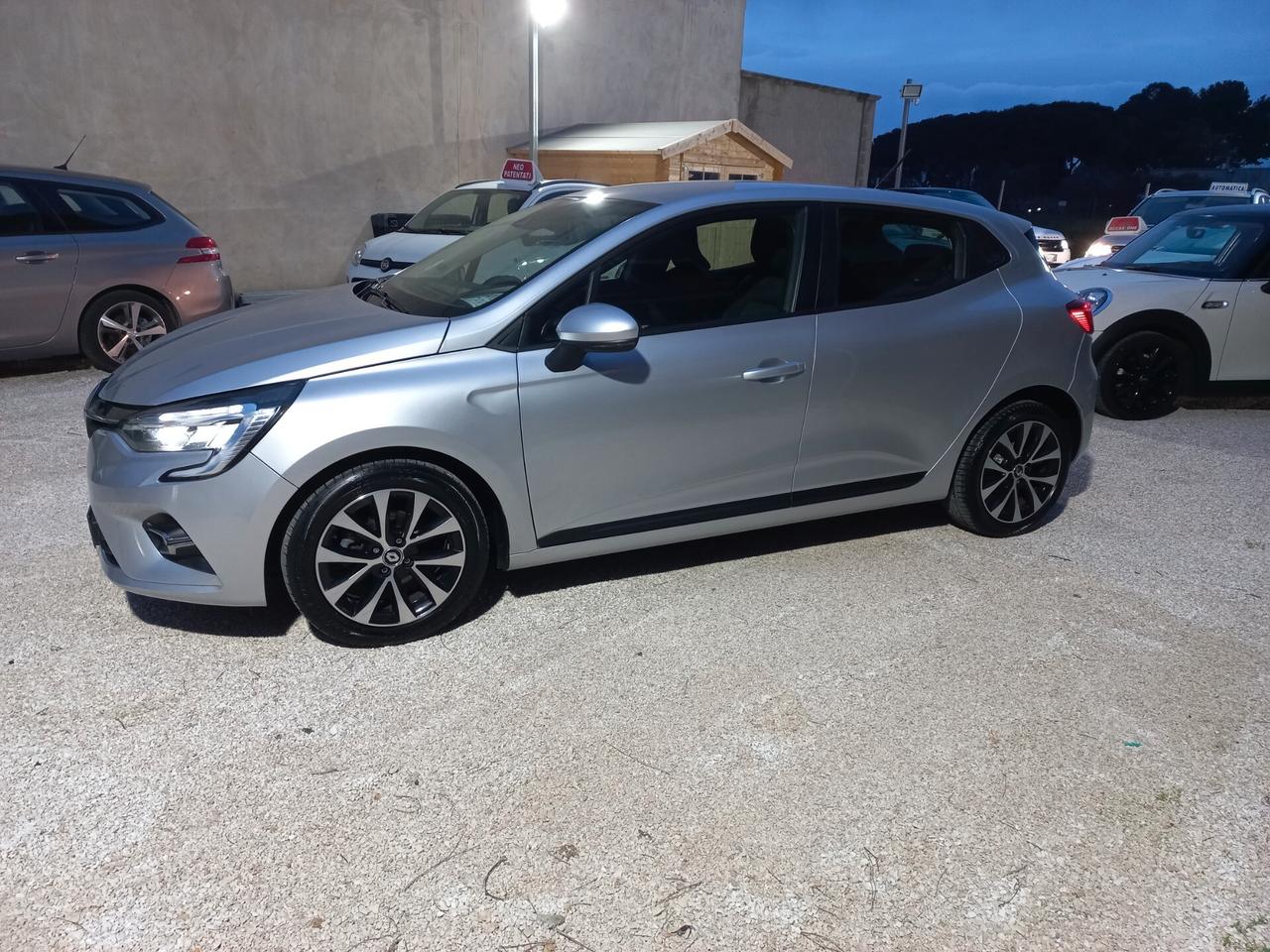 Renault Clio TCe 90 CV 5 porte Techno