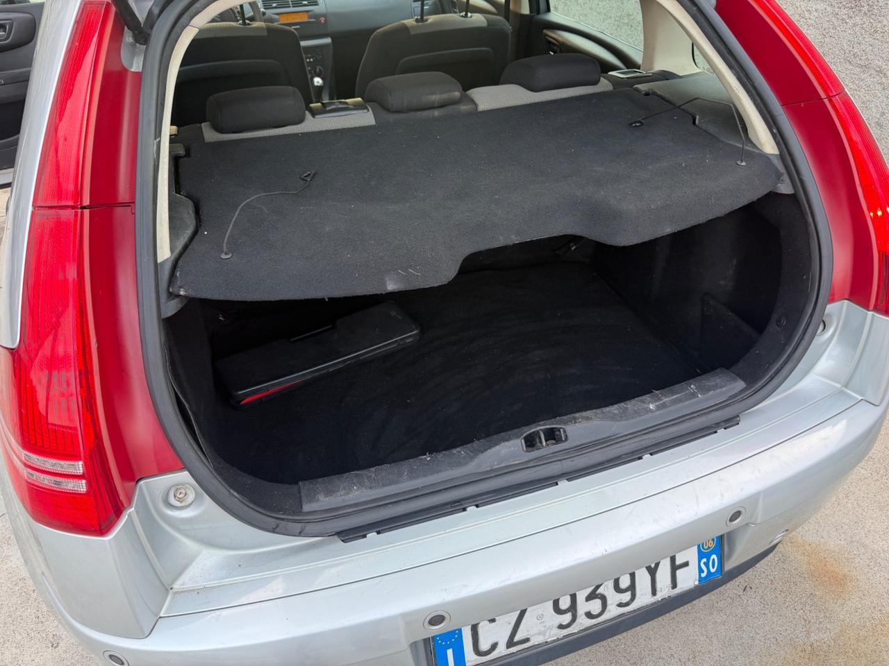 CITROEN C4 1.4 BENZINA EURO4 NEOPATENTATI