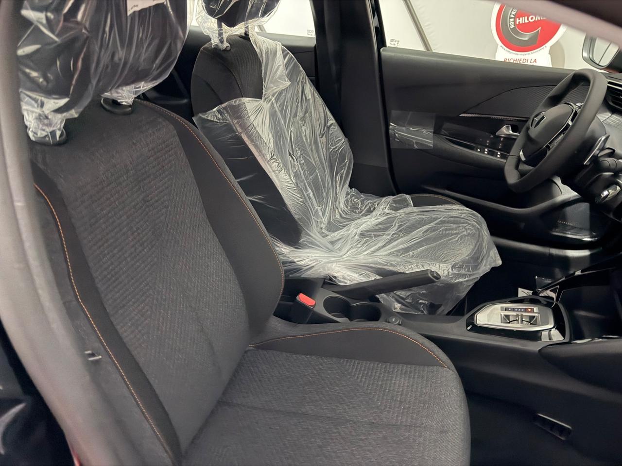 Peugeot 208 Hybrid 110 e-DCS6 Business