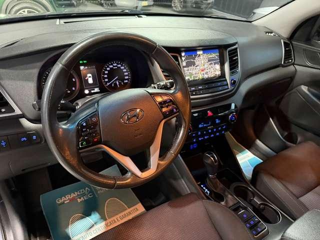 Hyundai TUCSON Neopatentati Cambio Automatico Navigatore