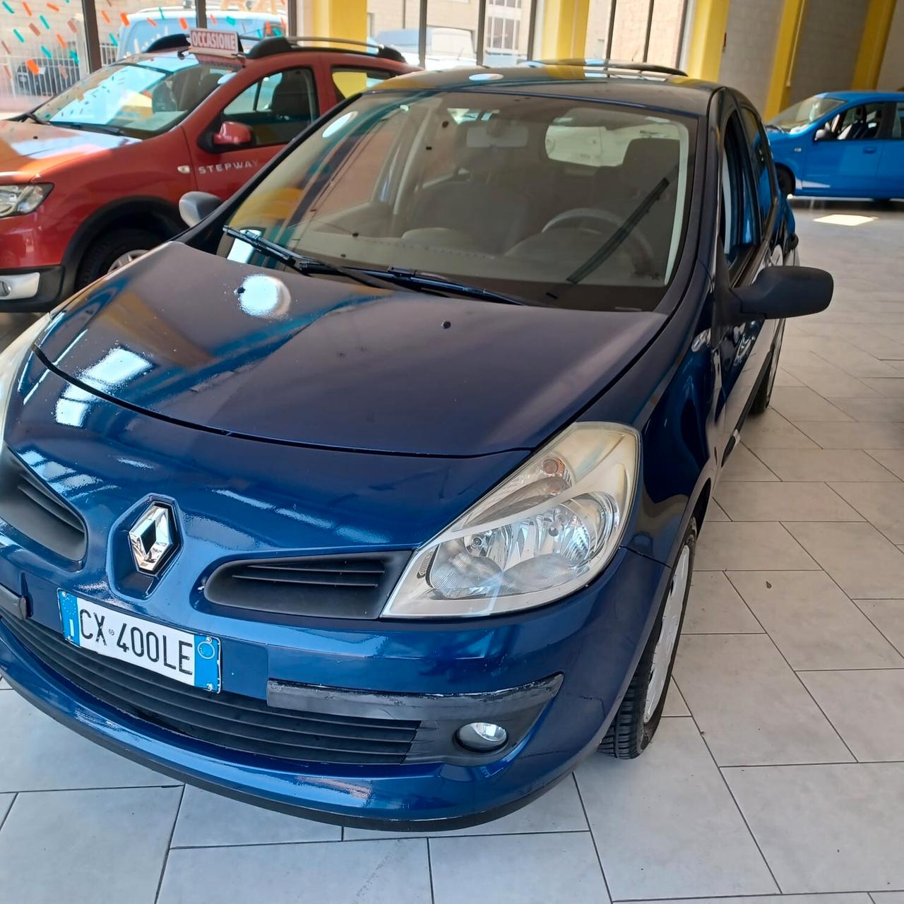 CLIO 1.1 BENZINA PER NEOPATENTATI GARANZIA INCLUSA