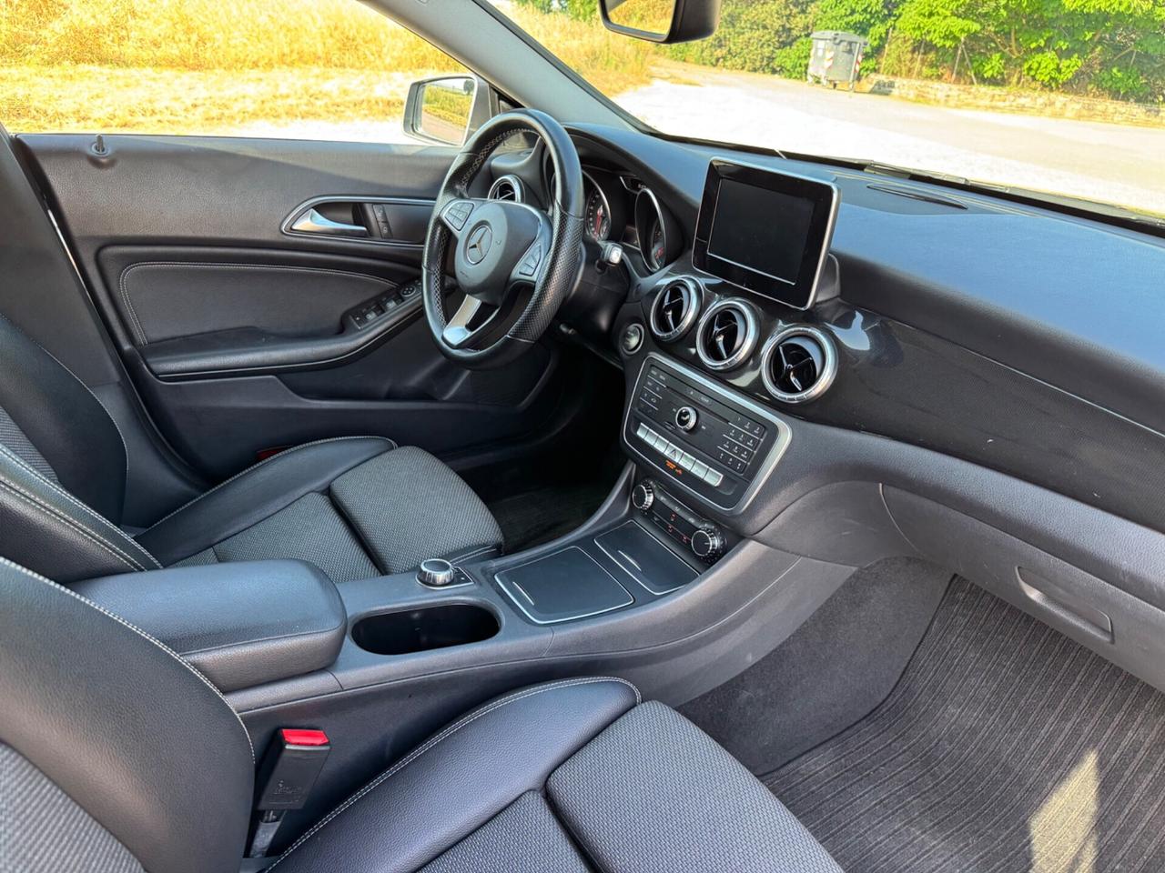 Mercedes-benz CLA 200 CLA 200 d S.W. Automatic Business