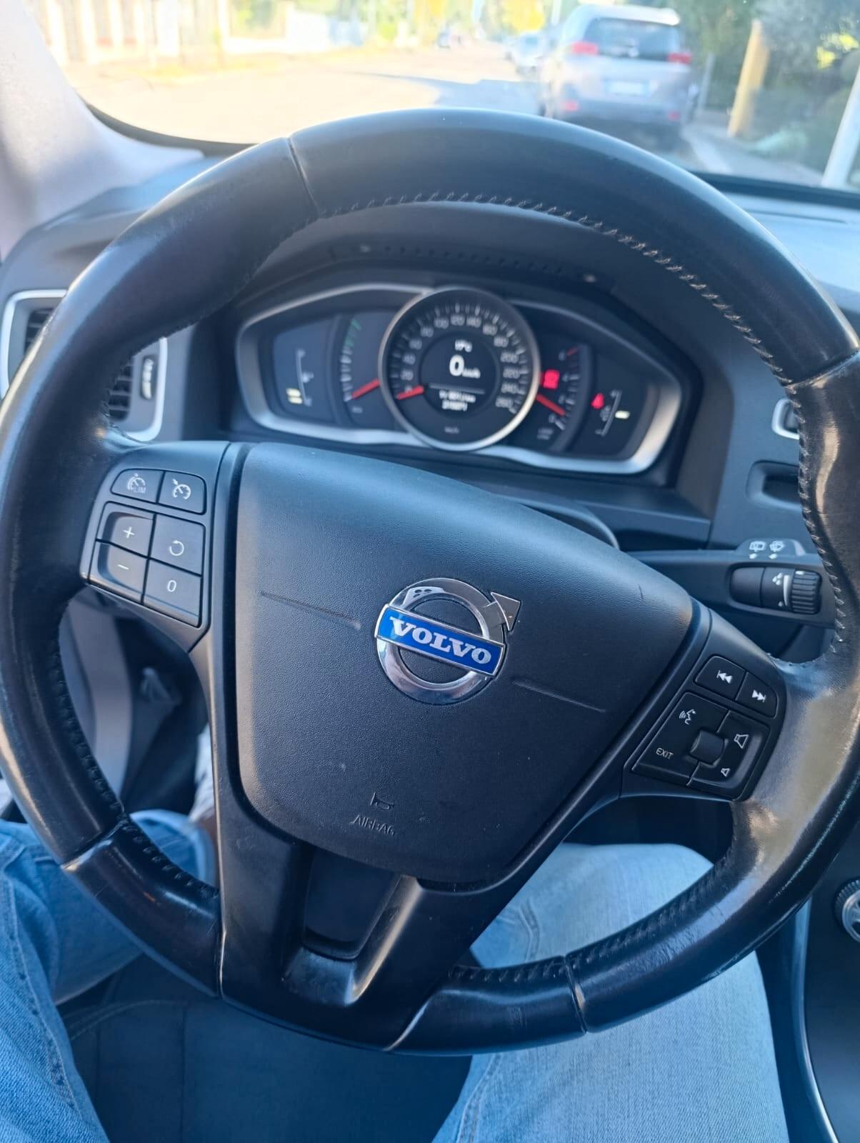 Volvo V60 D2 1.6