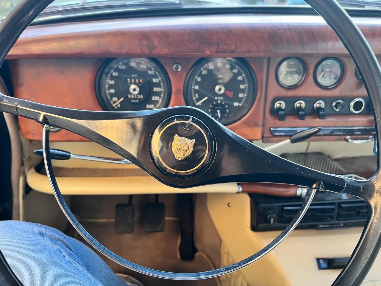 Jaguar MK II Mk2 3.8 S