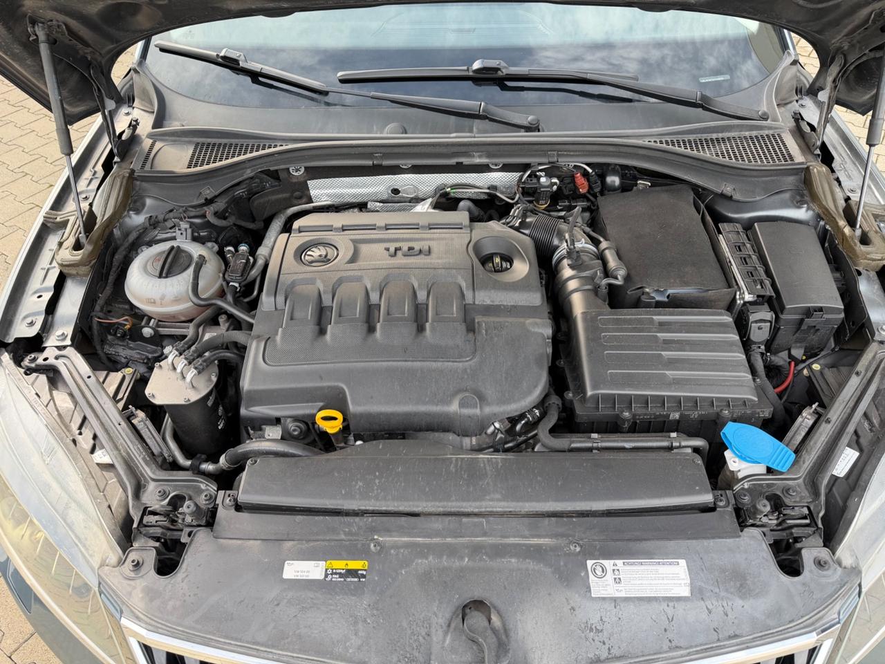 Skoda Superb 2.0 TDI DSG Wagon Style