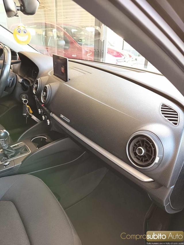 AUDI A3 SPB 30 TDI S tronic Sport