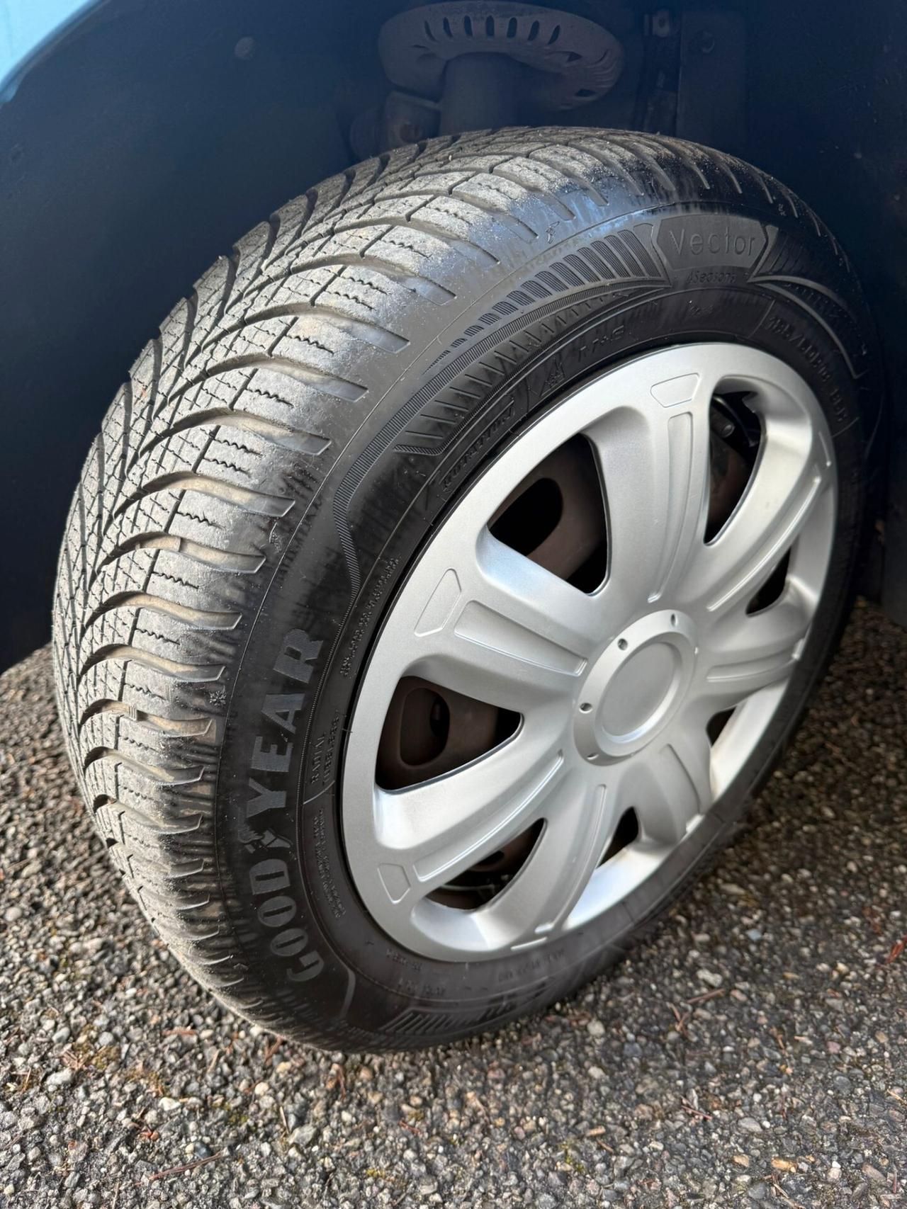 Volkswagen Polo 1.2 Benzina 64CV 12V 5p.