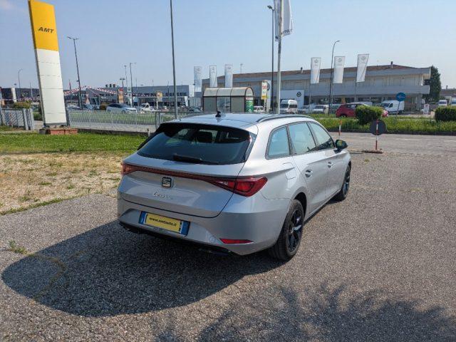 SEAT Leon Sportstourer 1.0 eTSI 110 CV DSG Black Line