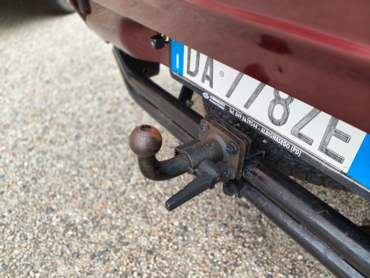 Isuzu D-Max 3.0 TD 4WD LS Aut. + Gancio