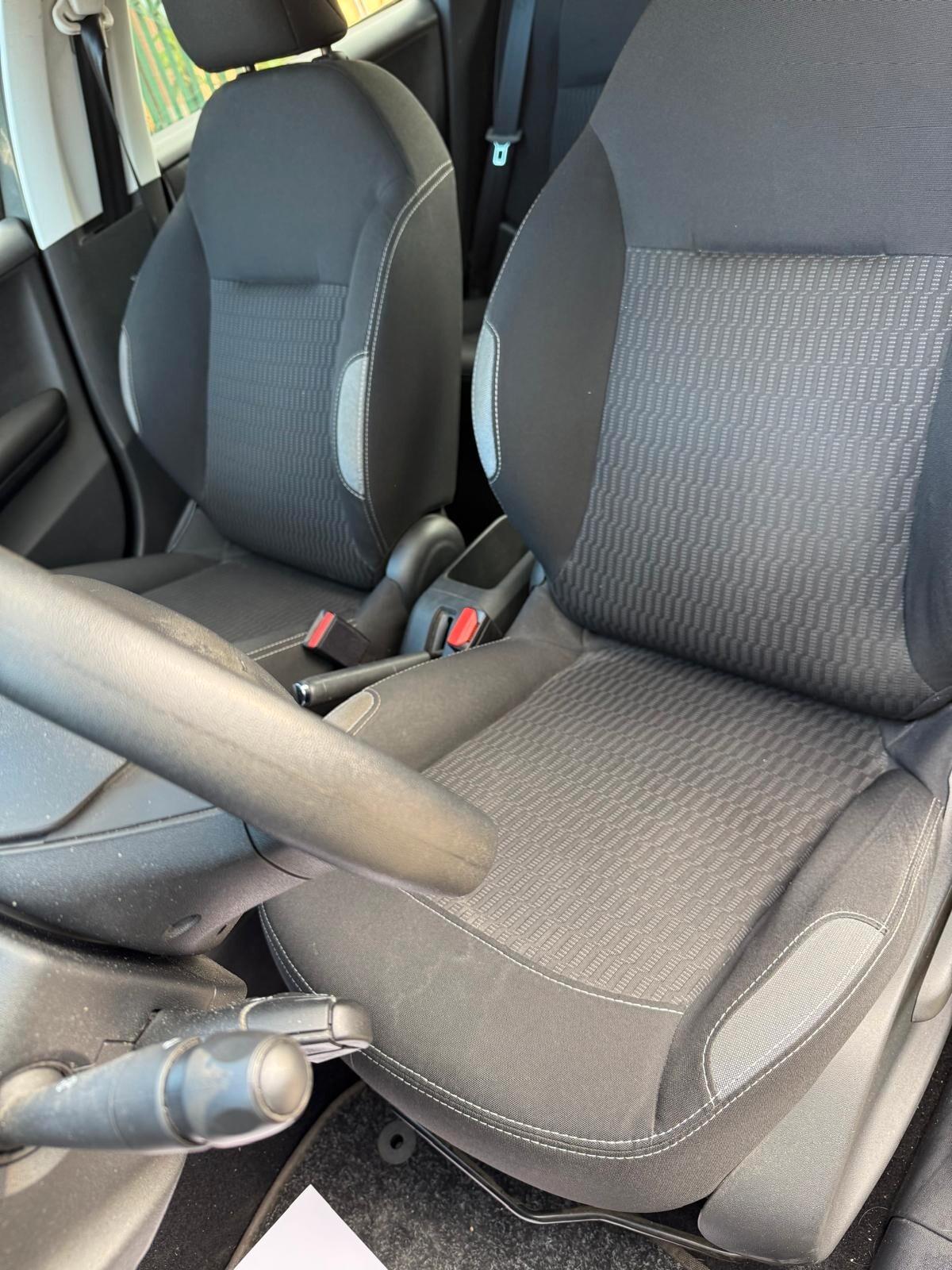 Peugeot 208 1.4 HDi 68 CV 5 porte Allure COME NUOVA