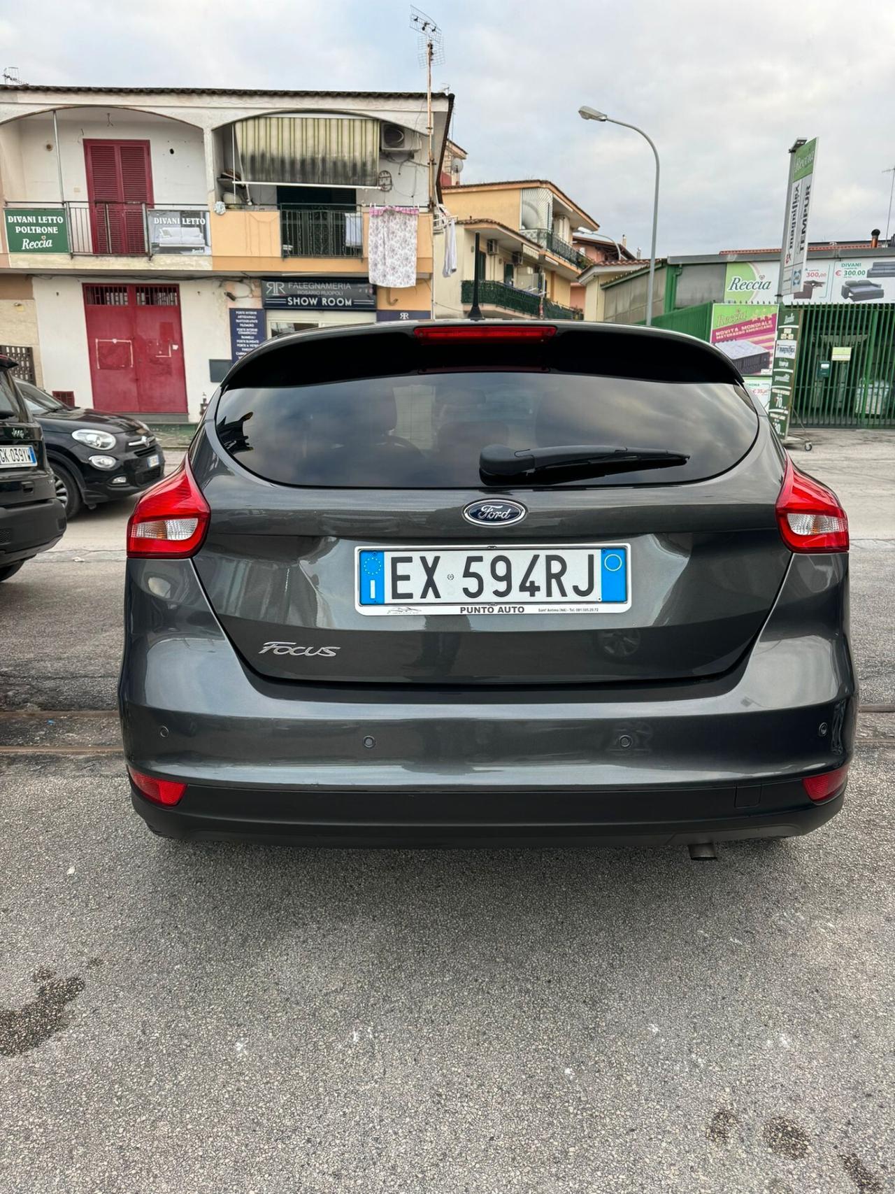 Ford Focus Focus 5p 1.6 Titanium Gpl 120cv