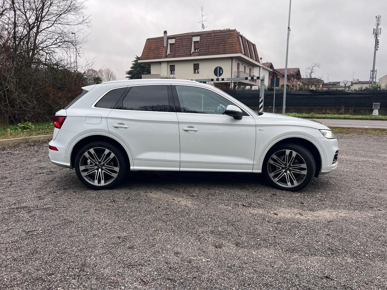 Audi Q5 2.0 55 TFSI e PHEV S Line Plus #8417
