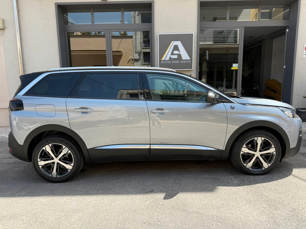 Peugeot 5008 BlueHDi 130 S&S Crossway
