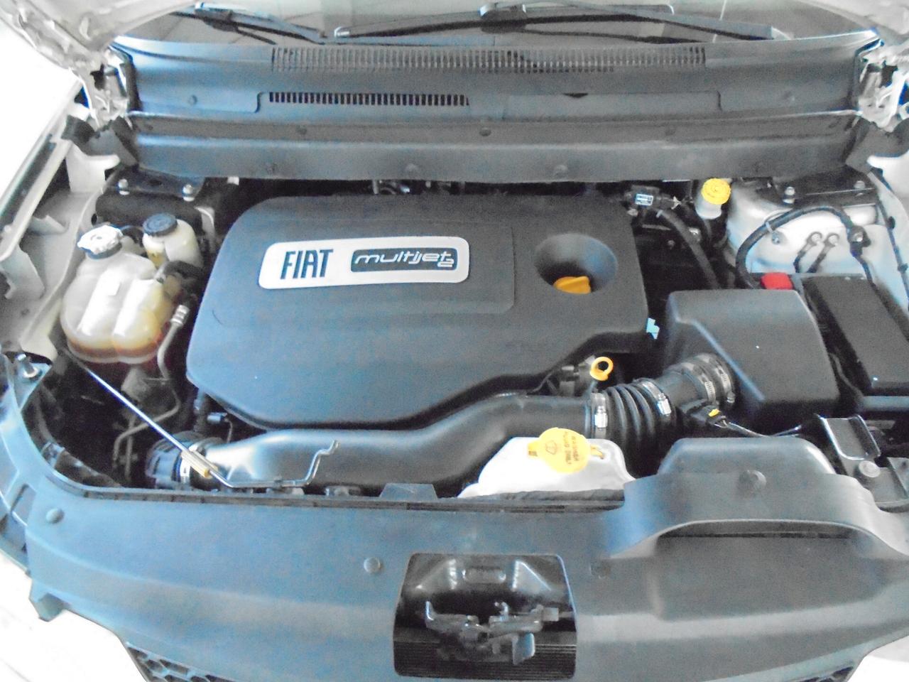 Fiat Freemont 2.0 Multijet 170 CV Urban 7 POSTI