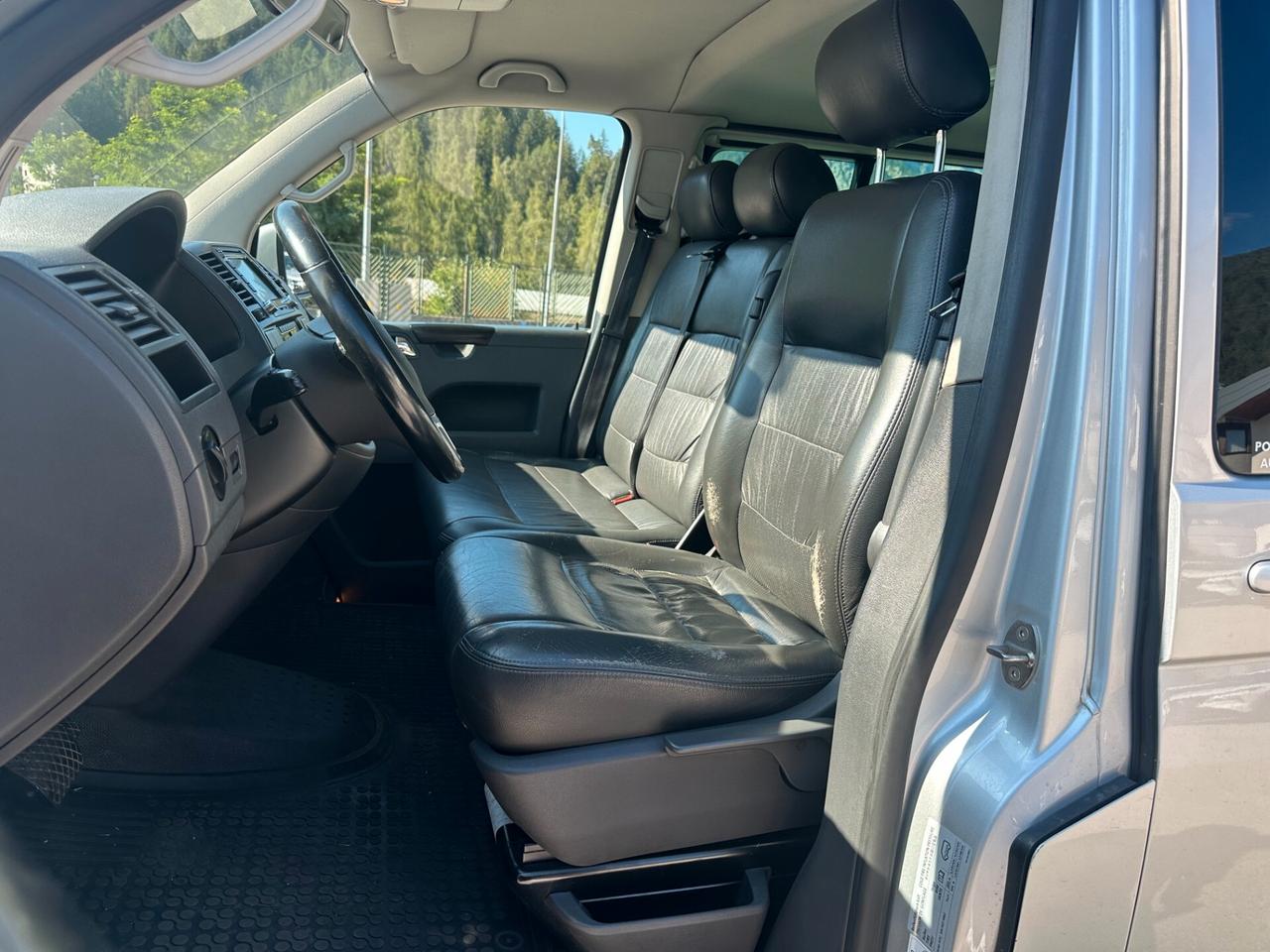 Volkswagen Transporter Caravelle 2.0 BiTDI 180CV DSG PL Comfortline