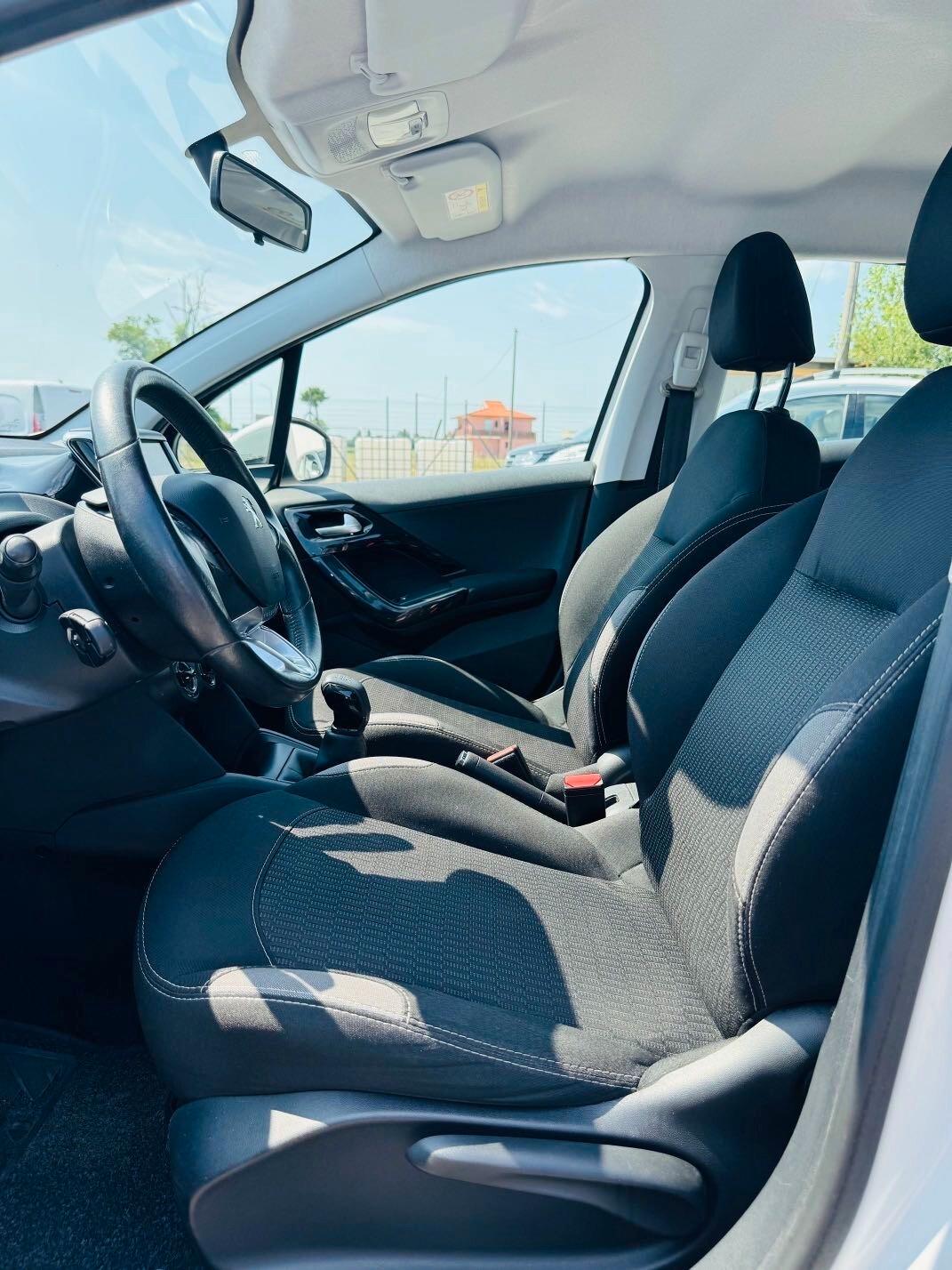 Peugeot 208 BlueHDi 75cv 5 porte Allure