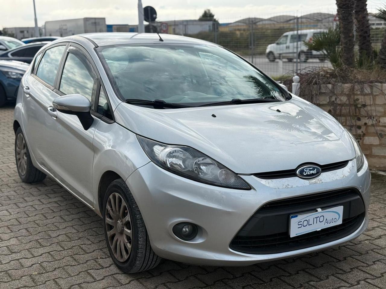 Ford Fiesta 1.2 82 CV BENZ/GPL Titanium *Ok Neopatentati