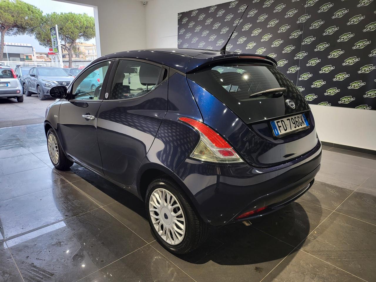 Lancia Ypsilon - 2016 1.2 Gpl 69 CV Ecochic Silver