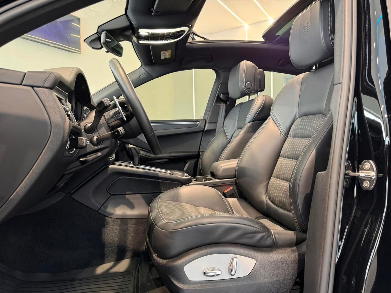 Porsche Macan 2.0 T 265cv scarichi sportivi da vetrina